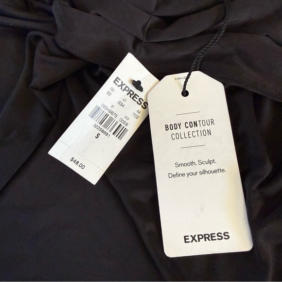 ✨ NWT Express Body Contour One-Shoulder Twist Cropped Top | Black | Sz S ✨ - Picture 6 of 9